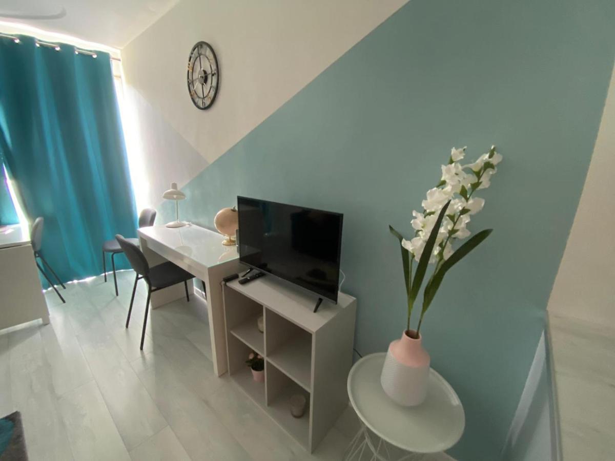 לה גרנד מוט Studio 26M2 Centre Ville Renove Avec Parking Prive מראה חיצוני תמונה
